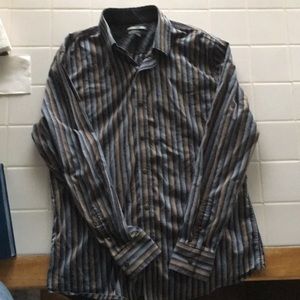 Casual men’s large slim fit button up